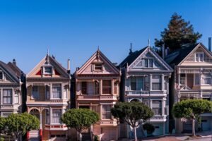 Buy Before You Sell San Francisco: How to Compete in a High-Stakes Market