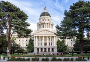 Buy Before You Sell Sacramento: Master Your Move with a Bridge Loan